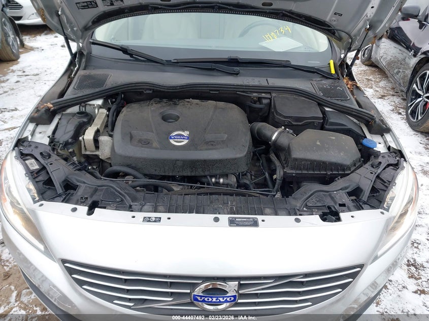 2015 Volvo S60 T5 VIN: YV126MFJ1F1351575 Lot: 44407492