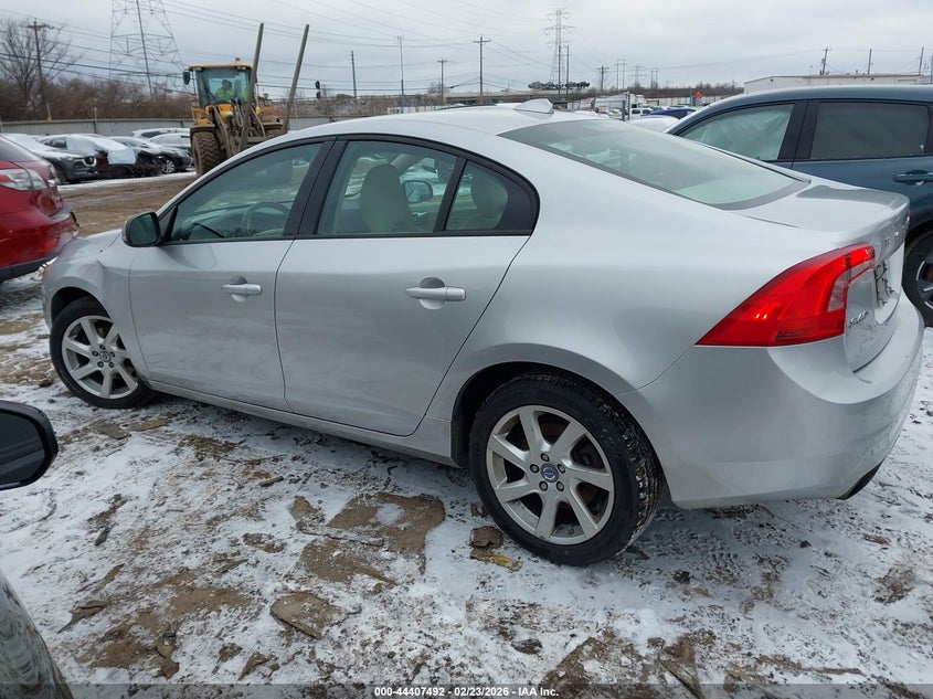 2015 Volvo S60 T5 VIN: YV126MFJ1F1351575 Lot: 44407492