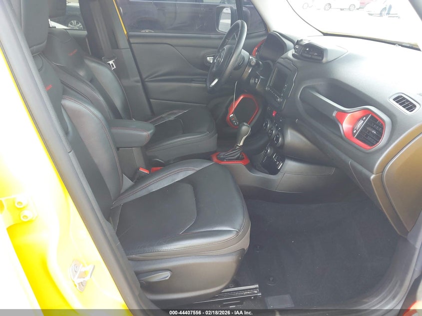 2016 Jeep Renegade Trailhawk