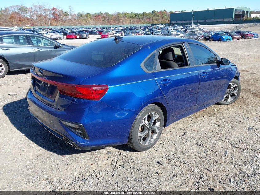 VIN 3KPF24AD7LE173572 2020 KIA FORTE LXS