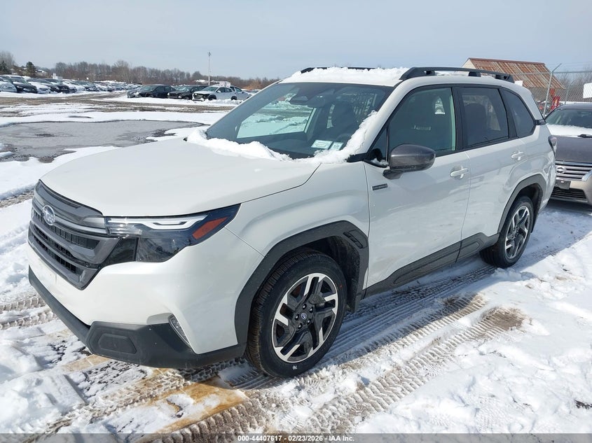 2025 Subaru Forester Premium Hybrid