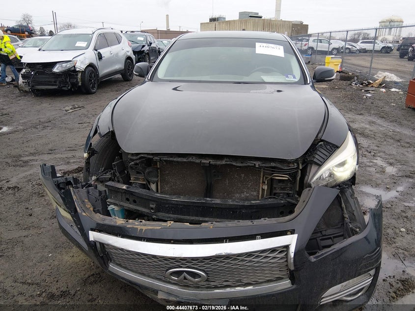2019 Infiniti Q70 3.7X Luxe VIN: JN1BY1AR2KM585098 Lot: 44407673