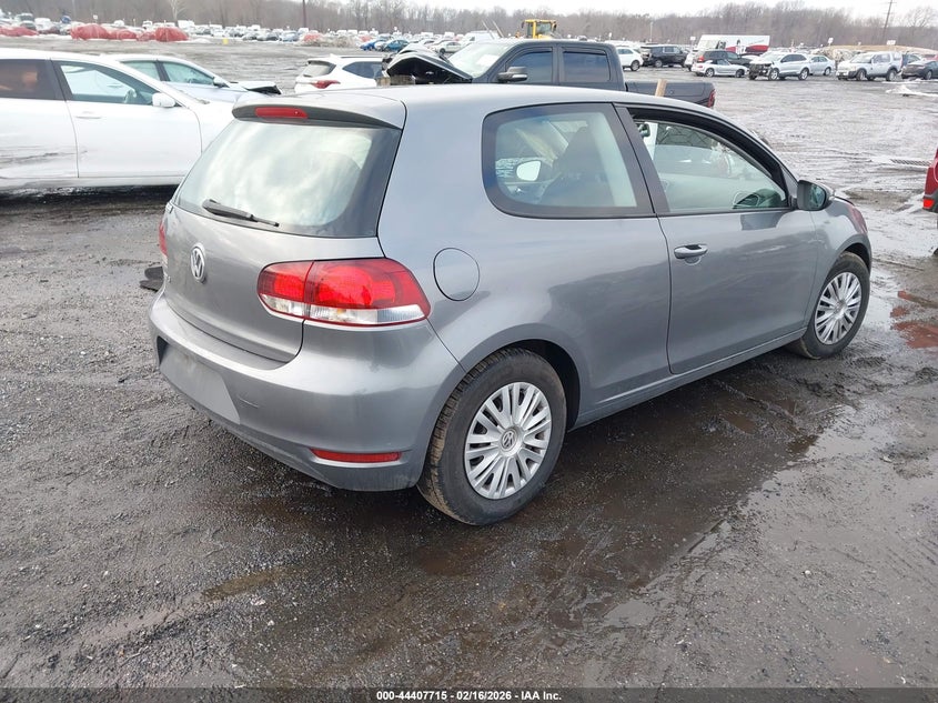 2012 Volkswagen Golf 2.5L 2-Door