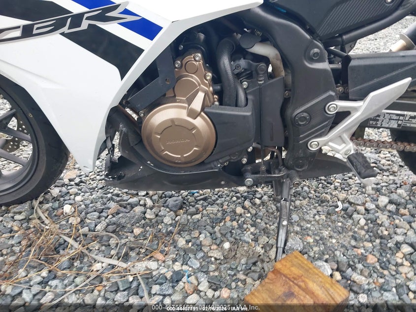 2016 Honda Cbr500 R VIN: MLHPC4468G5301086 Lot: 44407791