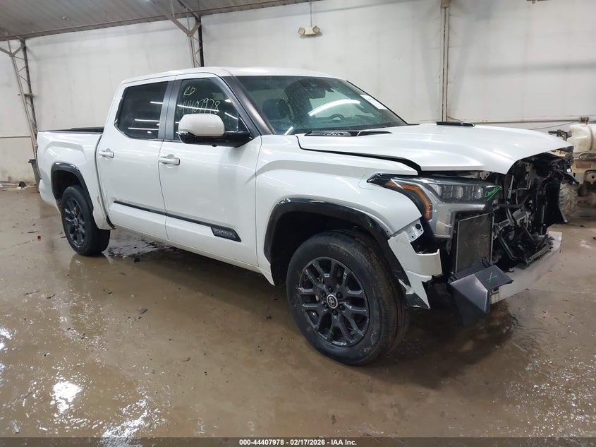 2024 Toyota Tundra Hybrid Platinum 4Wd