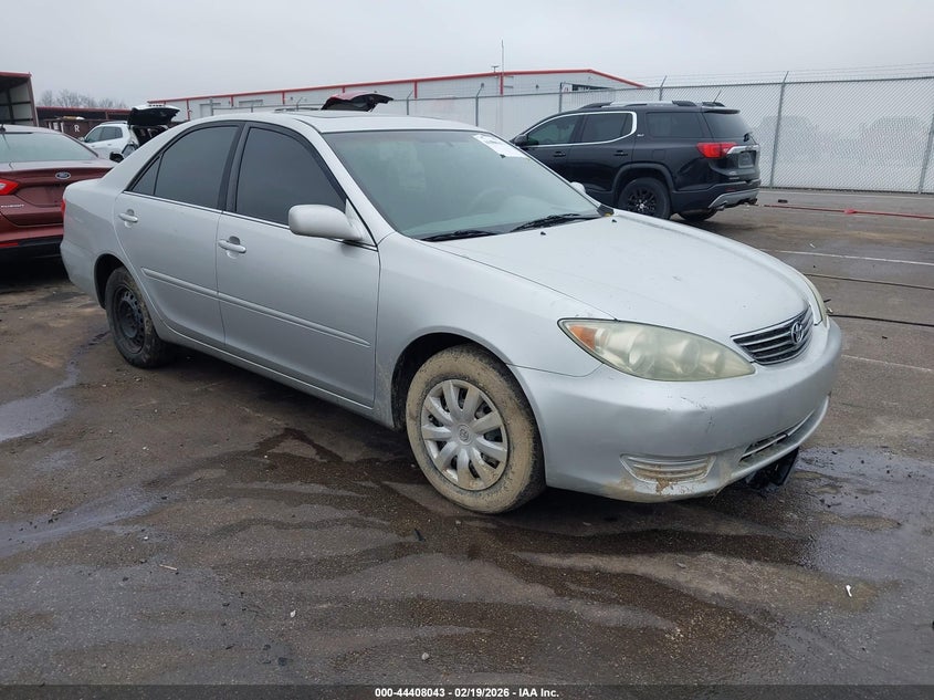 2005 Toyota Camry Le