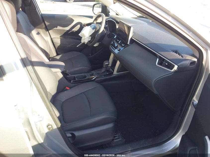 2025 Toyota Corolla Cross Xle