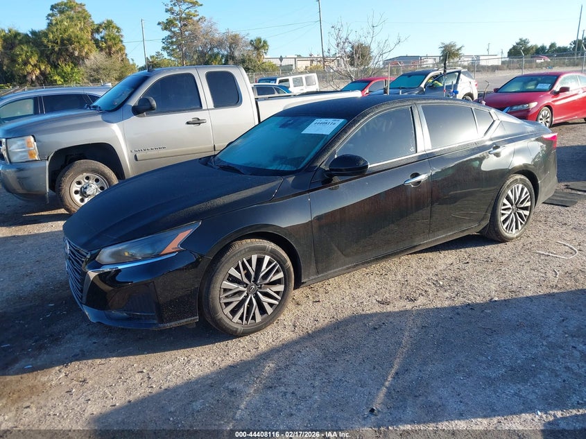 2023 Nissan Altima Sv Fwd