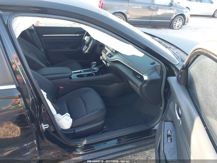 2023 Nissan Altima Sv Fwd