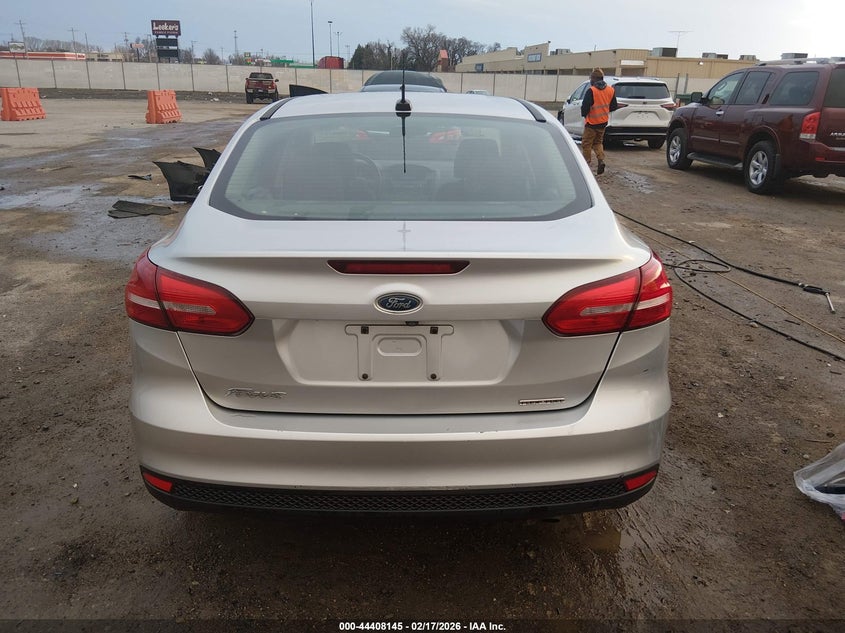 2015 Ford Focus S VIN: 1FADP3E2XFL269192 Lot: 44408145