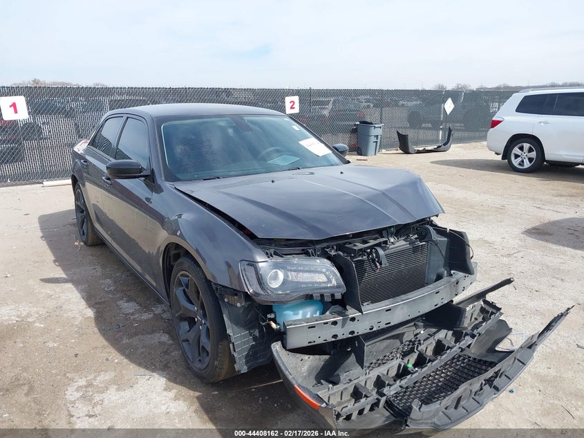 2023 Chrysler 300 Touring
