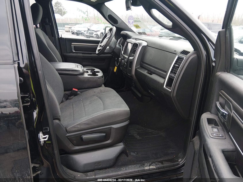 2021 Ram 1500 Classic Warlock 4X4 6'4 Box