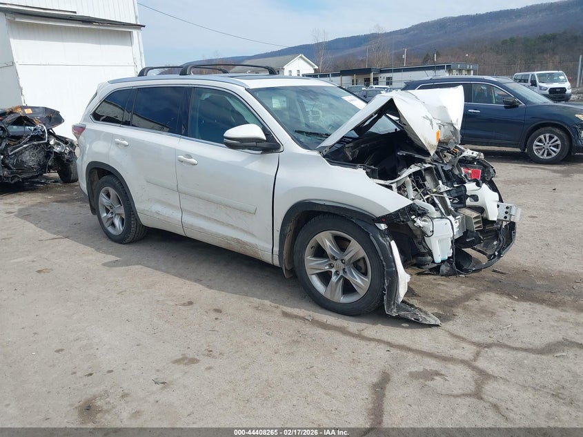 2015 Toyota Highlander Limited Platinum V6