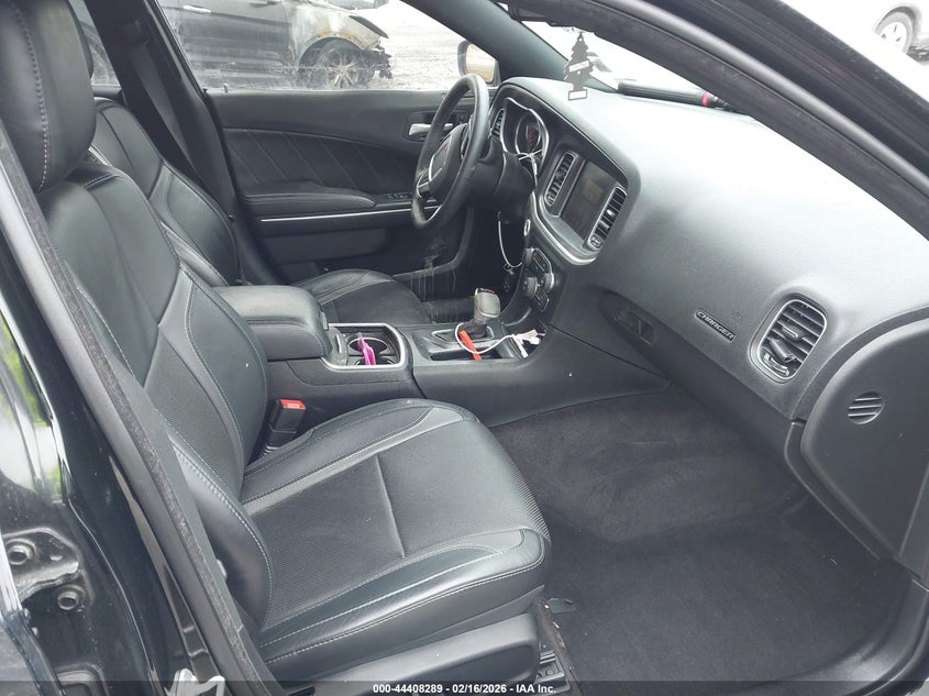 2016 Dodge Charger Sxt