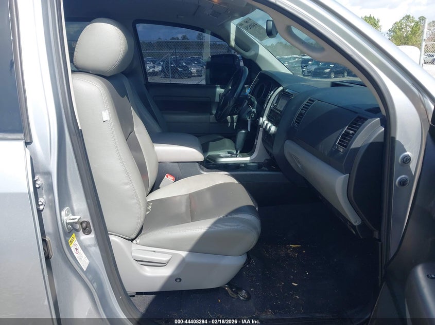 2013 Toyota Tundra Grade 5.7L V8