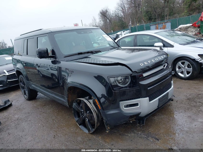 2024 Land Rover Defender 130 P400 S