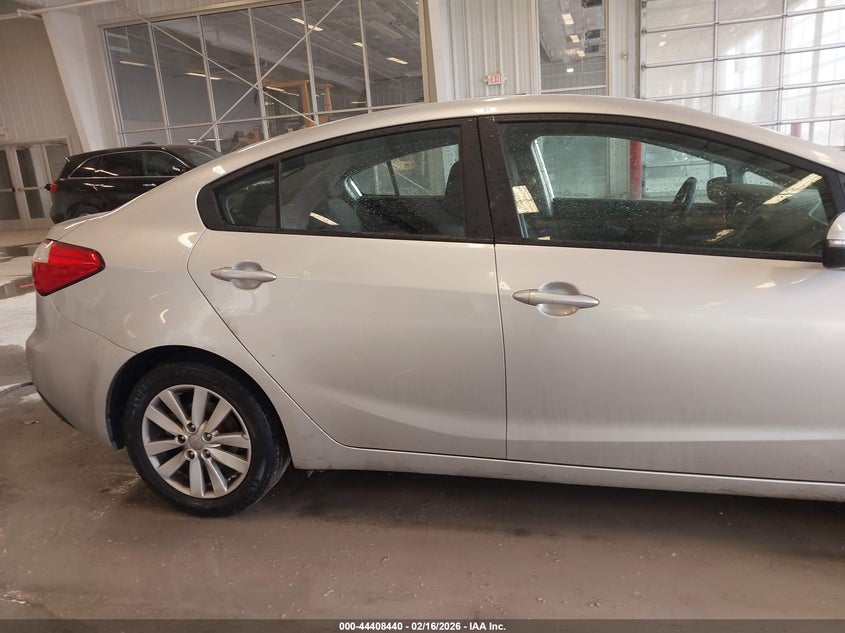 2014 KIA FORTE SEDAN 1.8L I-4 DOHC, VVT, 148HP