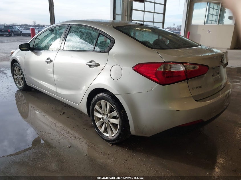 2014 KIA FORTE SEDAN 1.8L I-4 DOHC, VVT, 148HP
