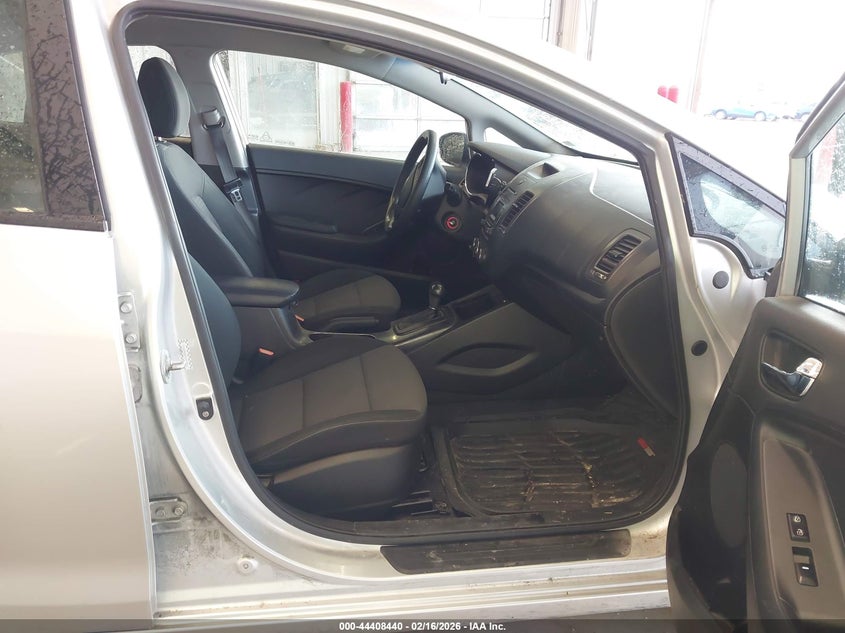 2014 KIA FORTE SEDAN 1.8L I-4 DOHC, VVT, 148HP