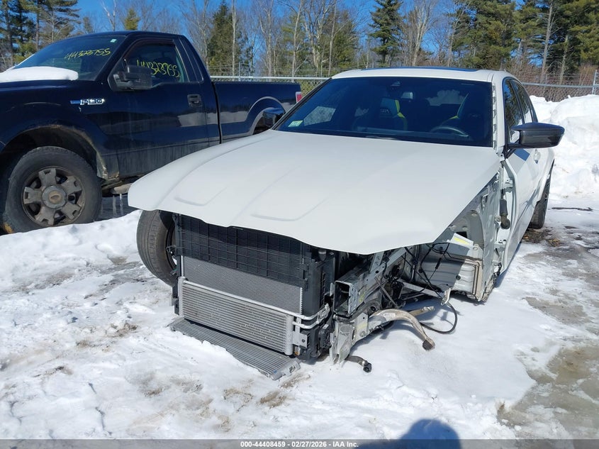 2025 BMW M3 Competition xDrive VIN: WBS33HJ07SFU12992 Lot: 44408459