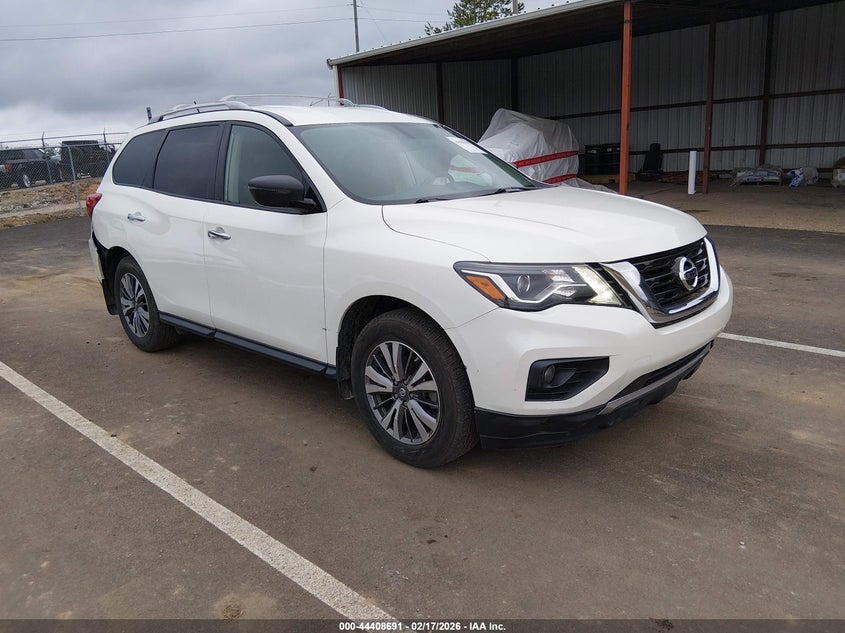 2018 Nissan Pathfinder Sv