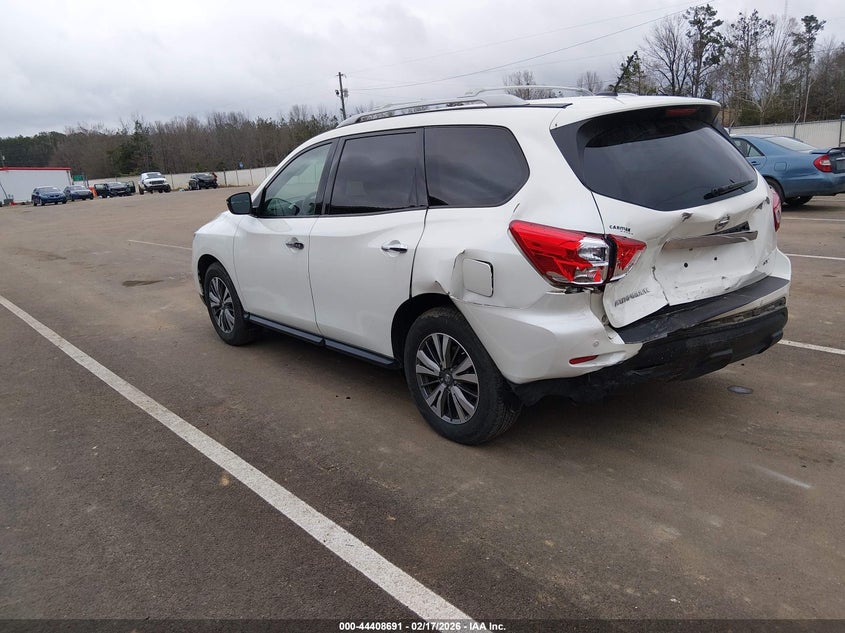 2018 Nissan Pathfinder Sv