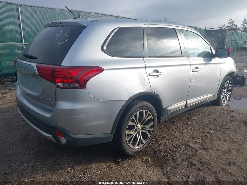2016 Mitsubishi Outlander Es