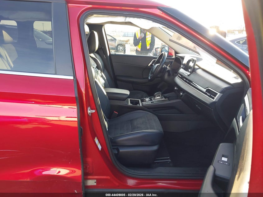 2024 Mitsubishi Outlander Se 2.5 S-Awc/Se Black Edition S-Awc/Se Black Edition W/Pano Roof S-Awc/Se Ralliart S-Awc