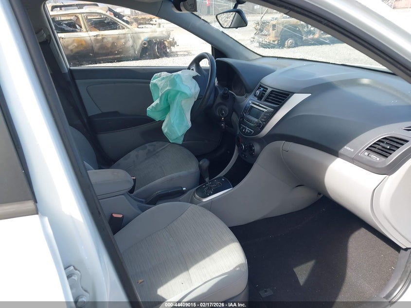 2016 Hyundai Accent Se