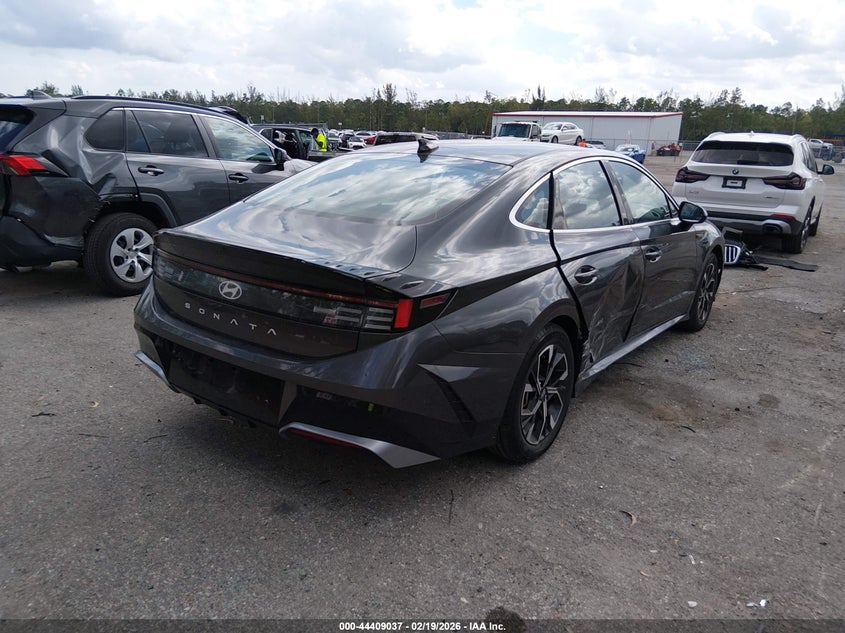 2024 Hyundai Sonata Sel