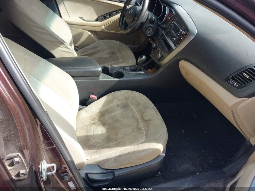 2011 KIA OPTIMA auction photo 5