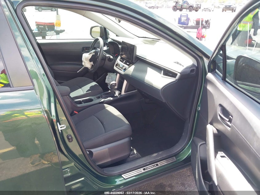 2023 Toyota Corolla Cross Le