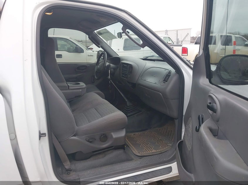 2003 Ford F-150 Xl/Xlt