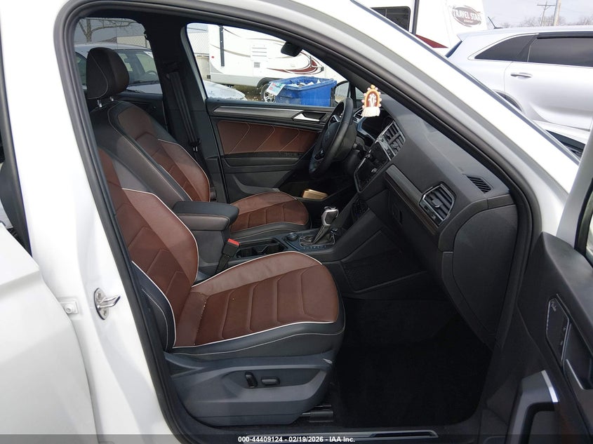 2024 Volkswagen Tiguan 2.0T Sel R-Line