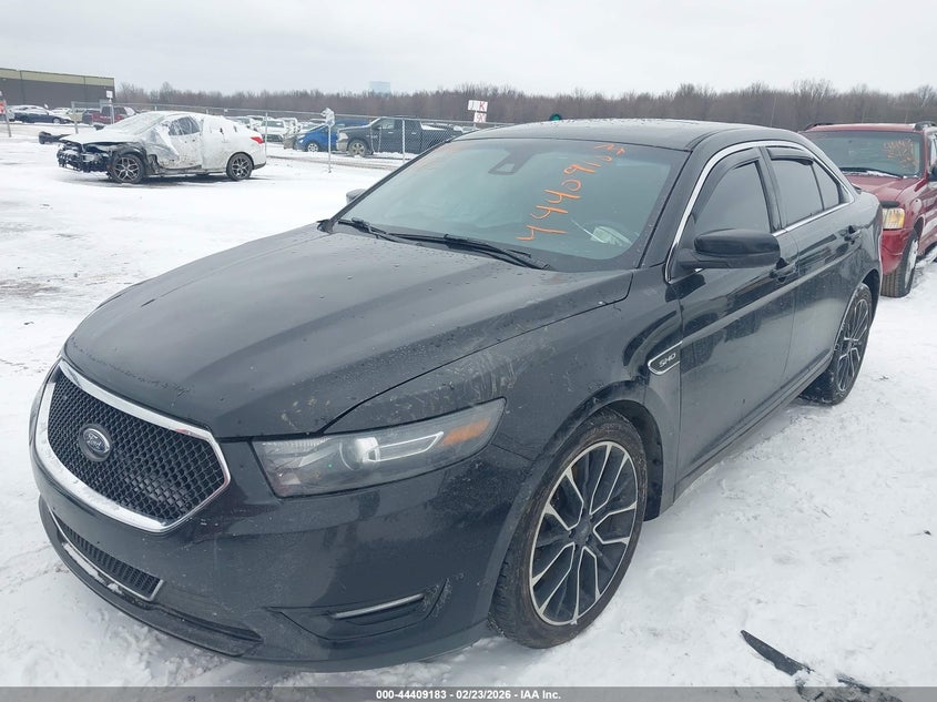 Vin: 1fahp2kt0hg125476, lot: 44905754, ford taurus sho 20172