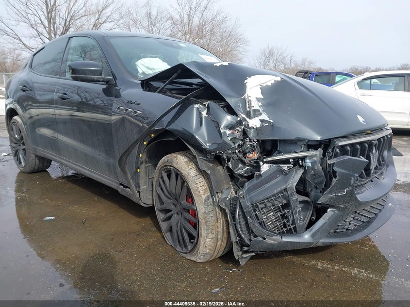 2022 Maserati Levante Modena