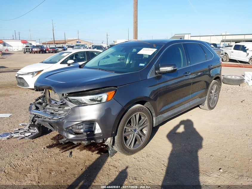 2019 Ford Edge Titanium