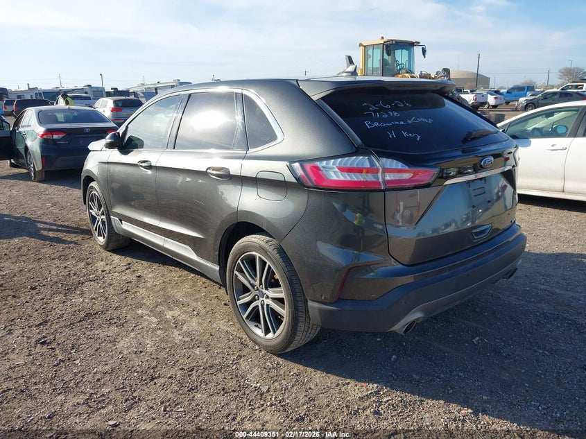 2019 Ford Edge Titanium