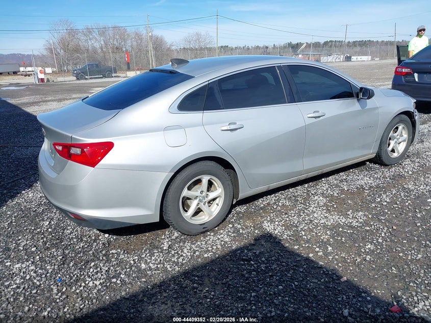 2017 Chevrolet Malibu 1Fl