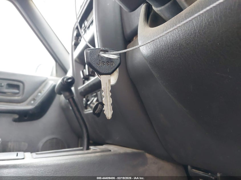 1999 Jeep Cherokee Rhd Rural Letter Carrier VIN: 1J4FB28S6XL610302 Lot: 44409406