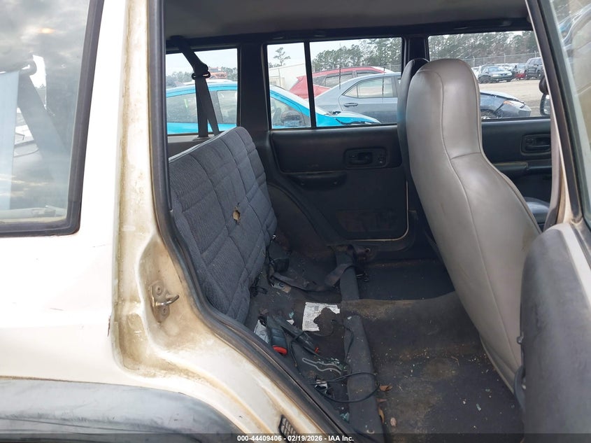 1999 Jeep Cherokee Rhd Rural Letter Carrier VIN: 1J4FB28S6XL610302 Lot: 44409406