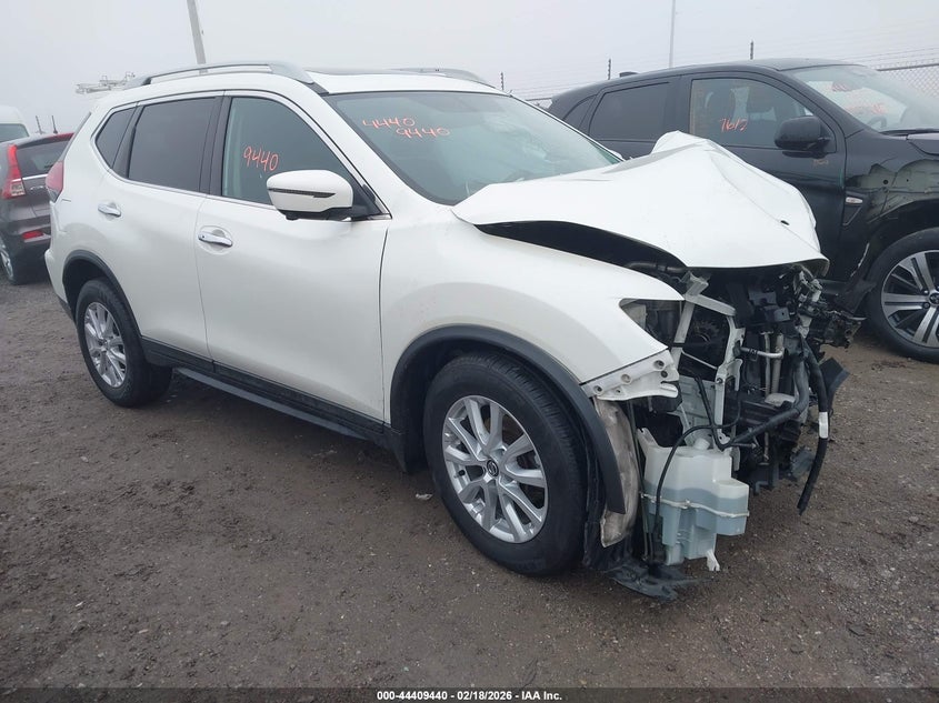 2018 Nissan Rogue Sv