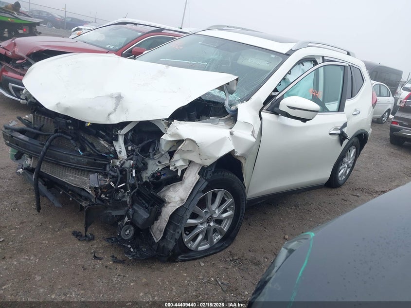 2018 Nissan Rogue Sv