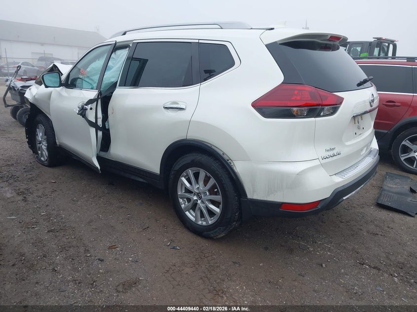 2018 Nissan Rogue Sv
