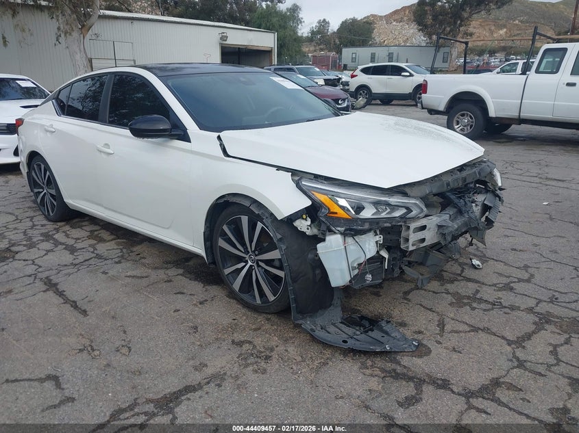 2020 Nissan Altima Sr Fwd