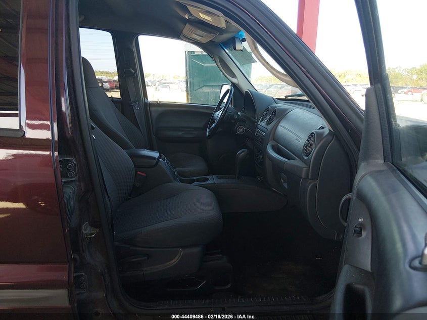 2004 Jeep Liberty Sport