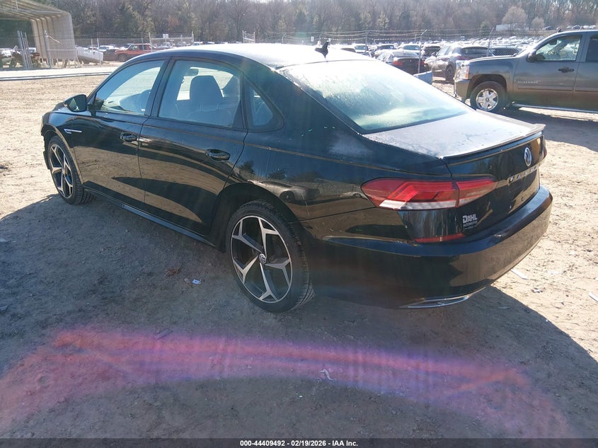 2021 Volkswagen Passat 2.0T R-Line