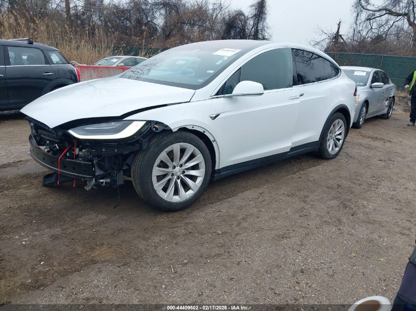 2021 Tesla Model X Long Range Dual Motor All-Wheel Drive/Long Range Plus Dual Motor All-Wheel Drive