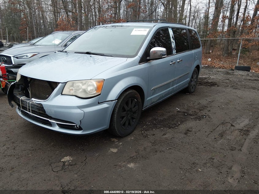 2012 Chrysler Town & Country Touring-L