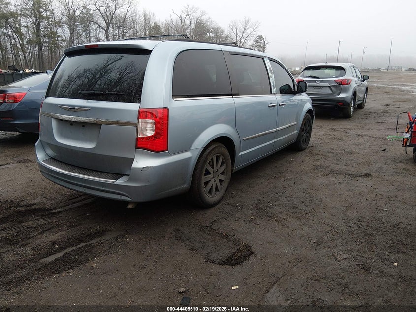 2012 Chrysler Town & Country Touring-L